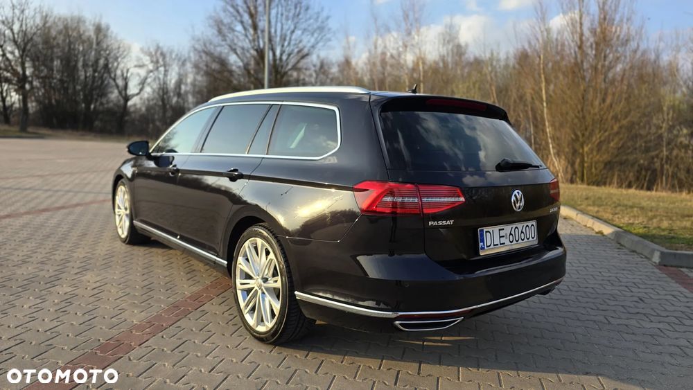 Volkswagen Passat - 3
