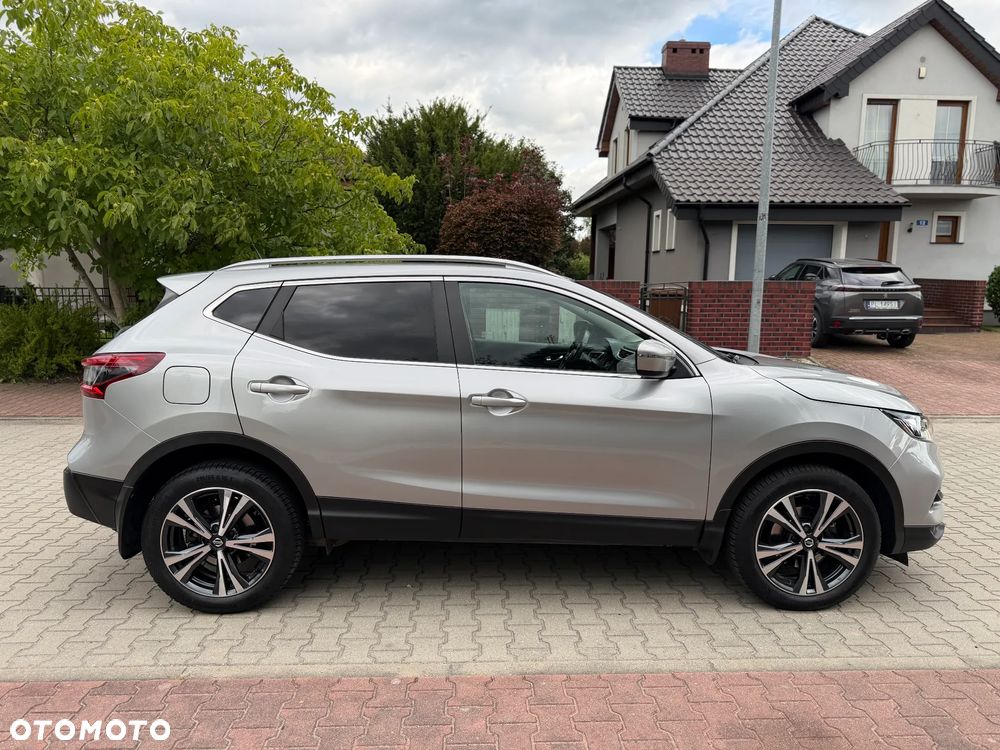 Nissan Qashqai - 16