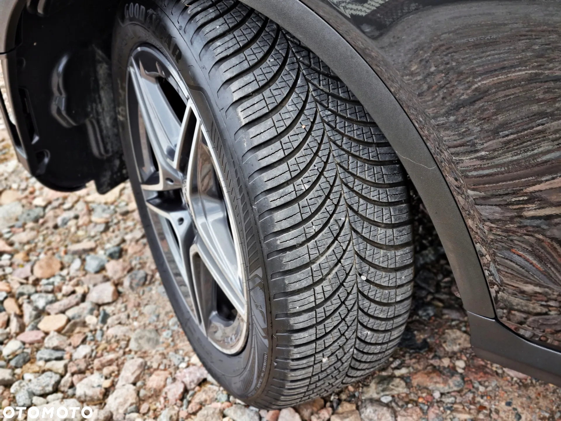 Mercedes-Benz GLC 200 d 4Matic 9G-TRONIC AMG Line - 17