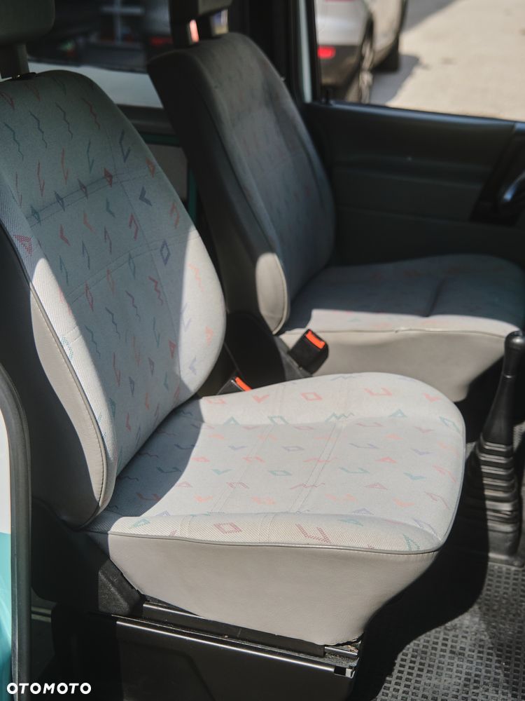 Volkswagen California - 17