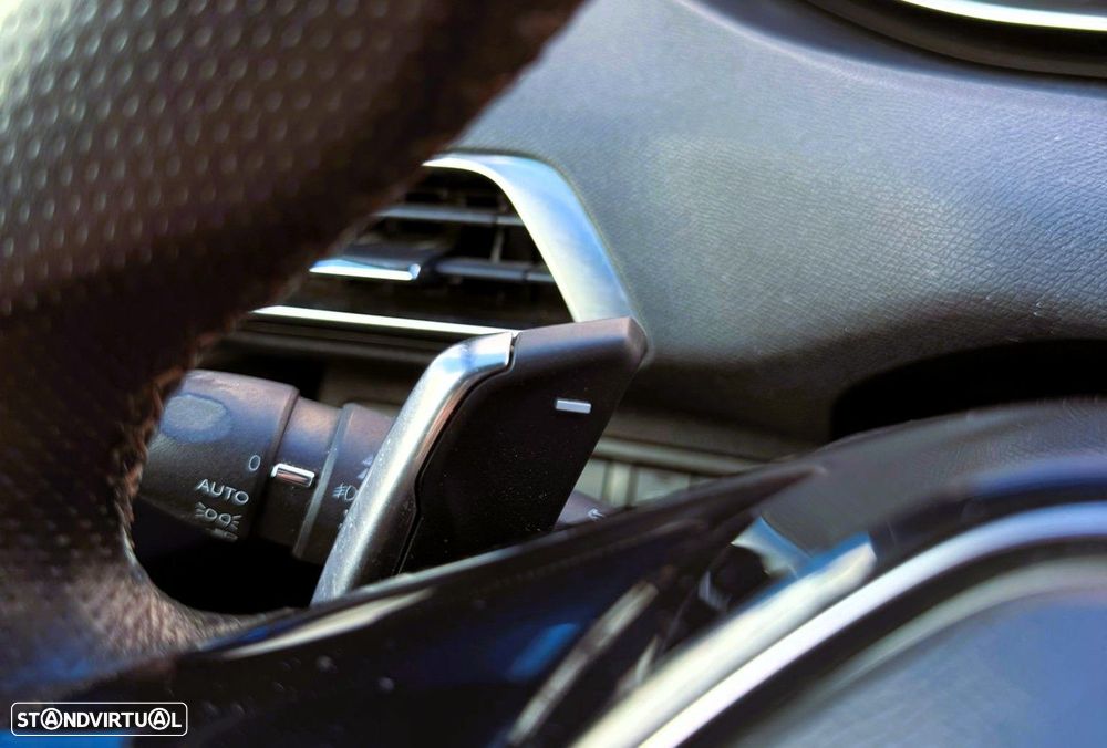 Peugeot 3008 2.0 BlueHDi GT EAT6 - 17