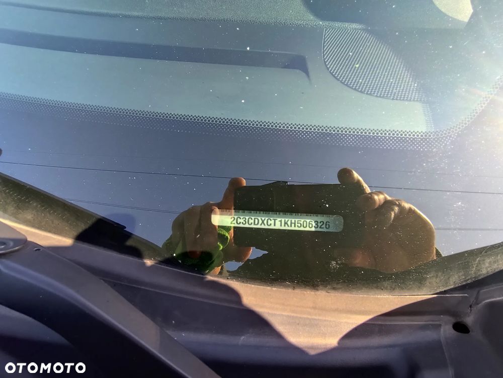 Dodge Charger 5.7 R/T - 15