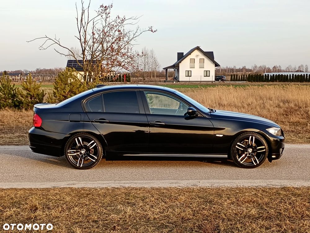 BMW Seria 3 320i Edition Exclusive - 15