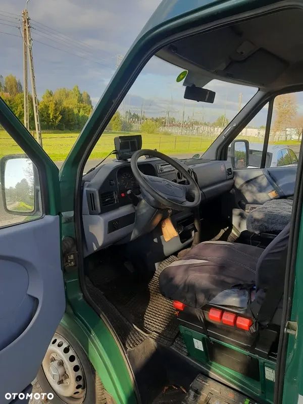 Mercedes-Benz Sprinter - 7