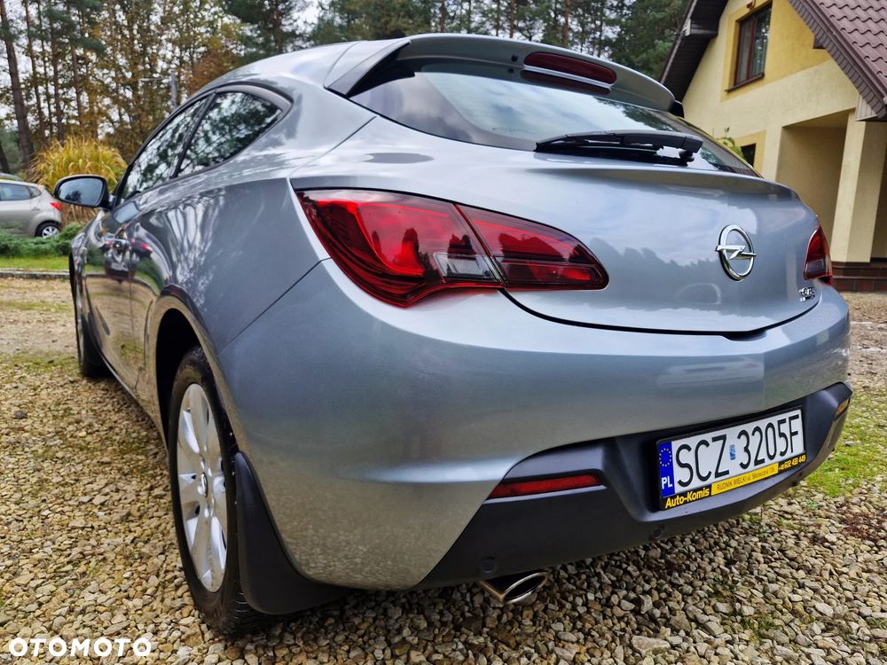 Opel Astra GTC 1.4 Turbo Innovation - 4