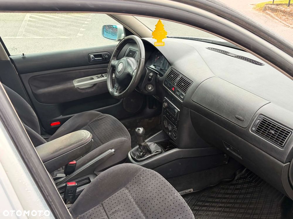 Volkswagen Golf 1.9 CL TDI - 11