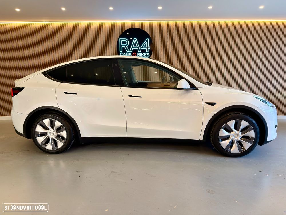 Tesla Model Y Tração Traseira - 24