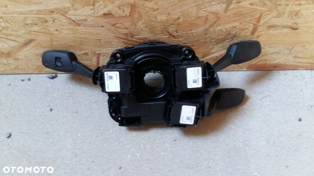 PRZEŁĄCZNIKI TAŚMA ZWIJAK 6989557 BMW 318 E90 2,0 - 2