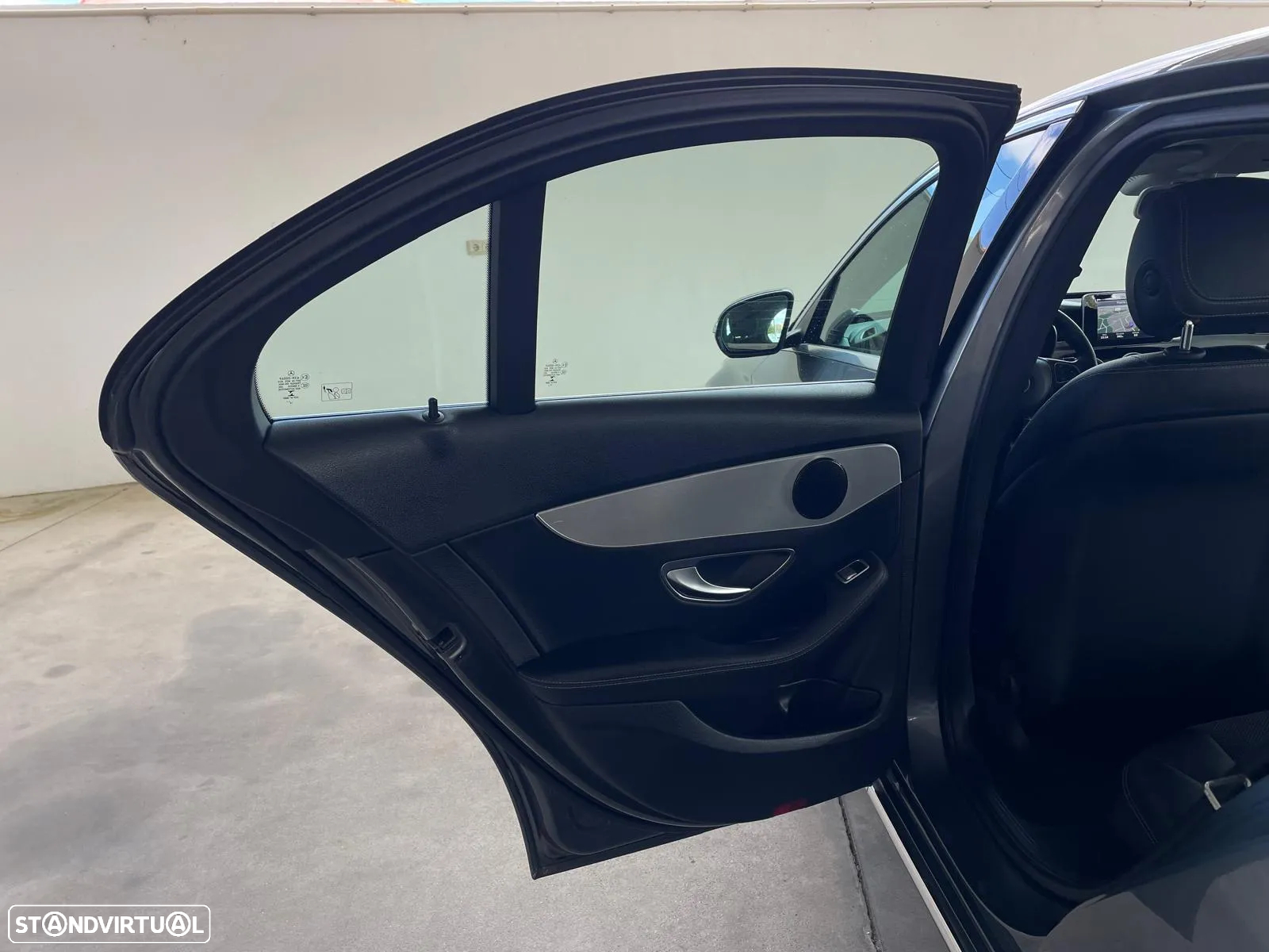 Mercedes-Benz C 220 (BlueTEC) d 7G-TRONIC Avantgarde - 37