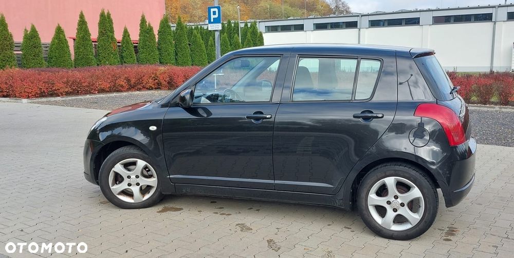 Suzuki Swift 2006 photo 5
