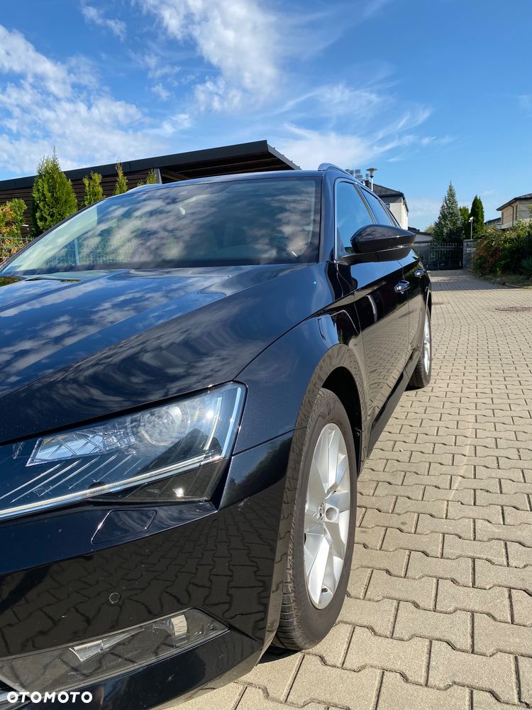 Skoda Superb 2.0 TDI 4x4 Style DSG - 8