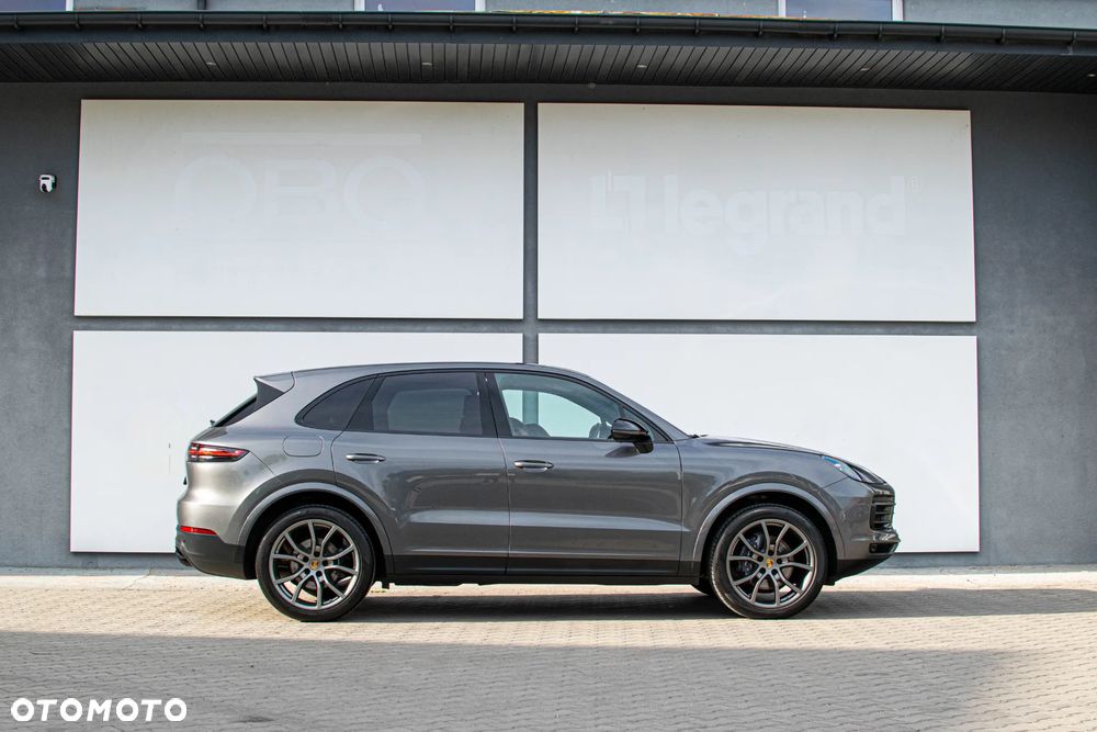 Porsche Cayenne Standard - 7