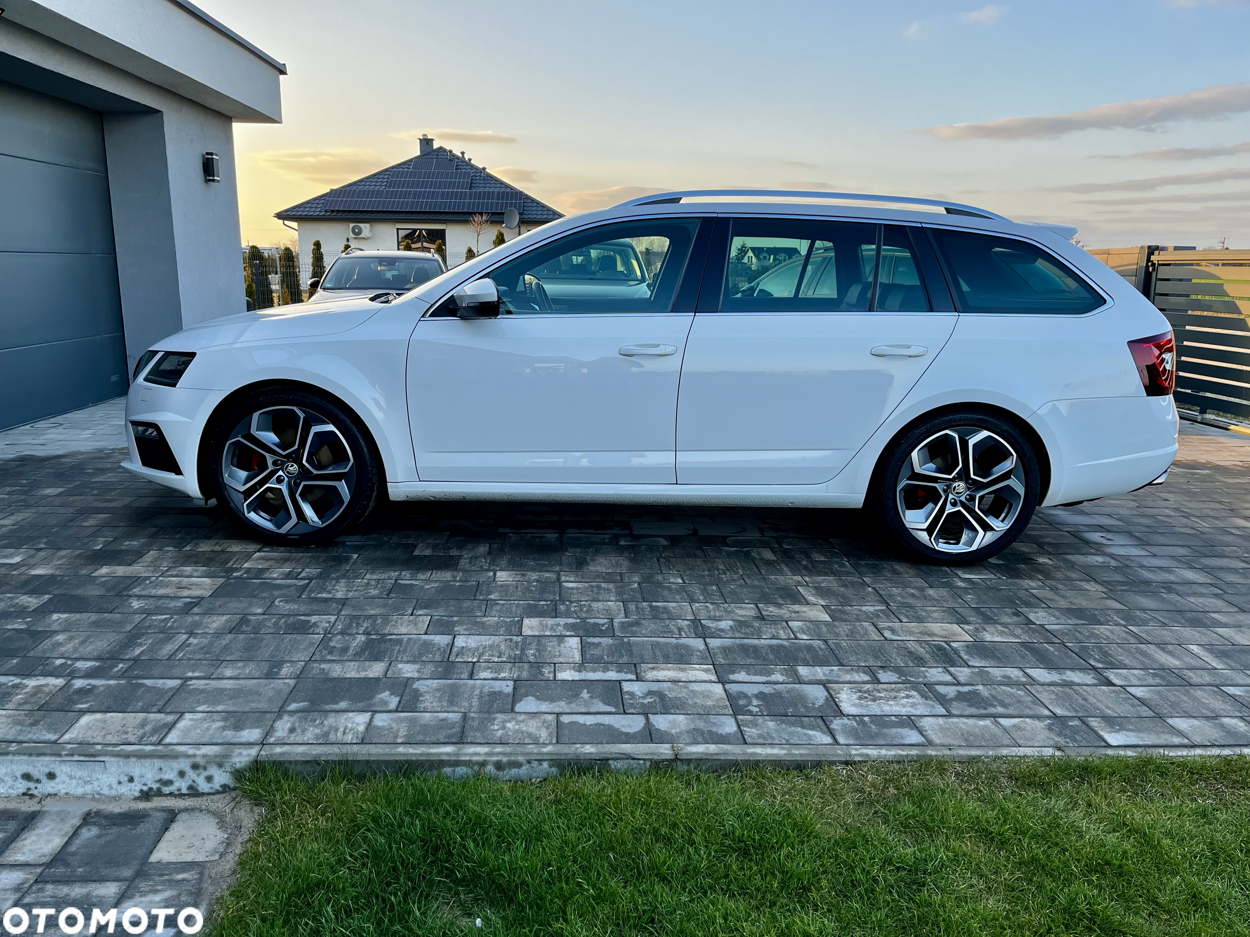 Skoda Octavia 2.0 TDI 4x4 RS DSG - 4