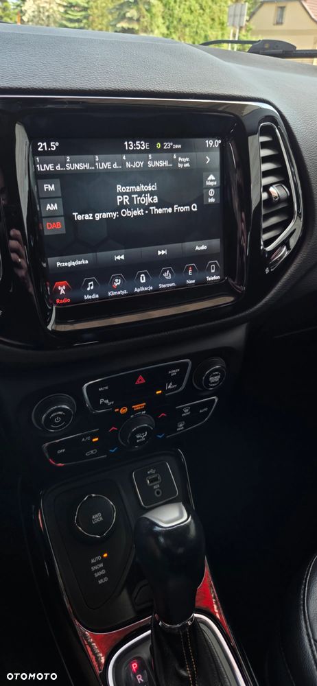 Jeep Compass - 25
