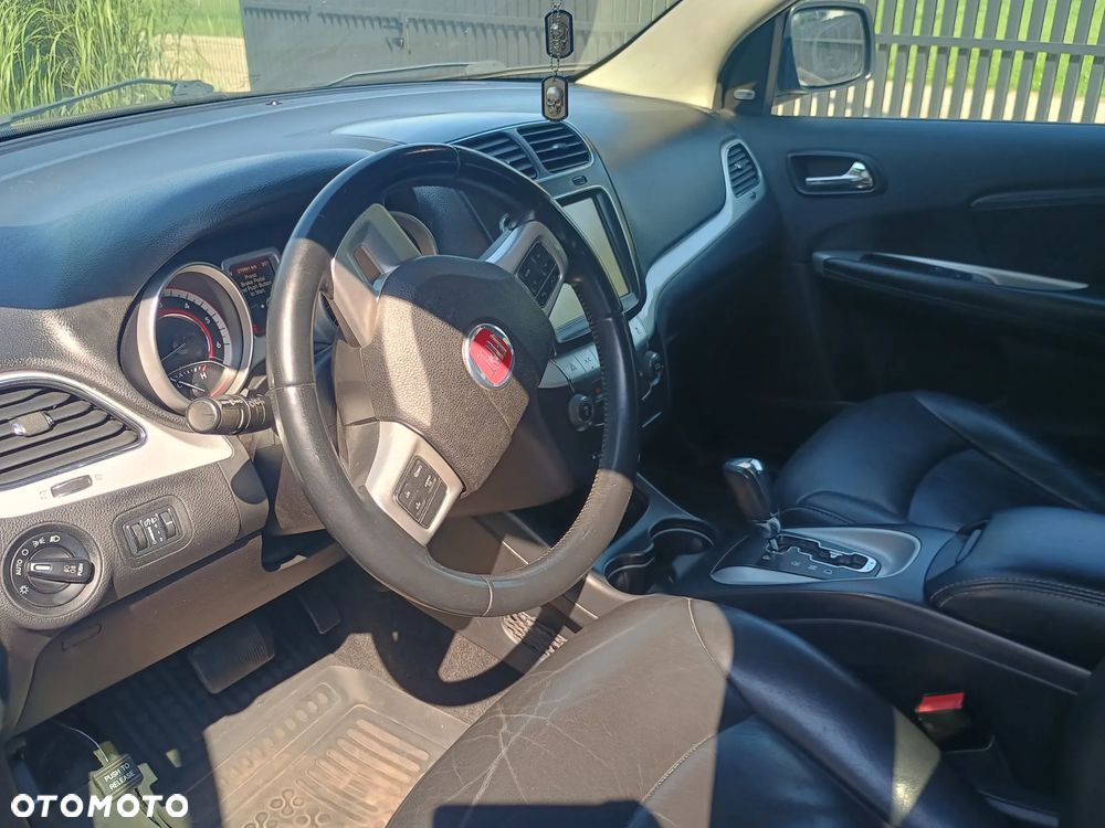 Fiat Freemont 2.0 Multijet Black Code AWD - 11