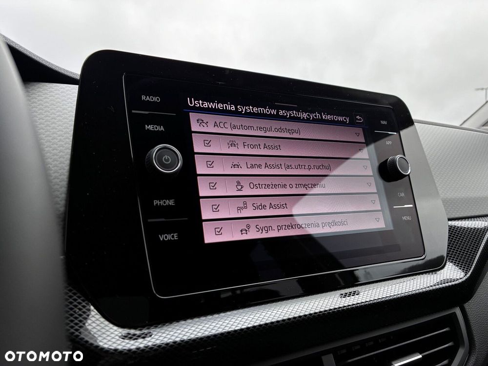 Volkswagen T-Cross - 15