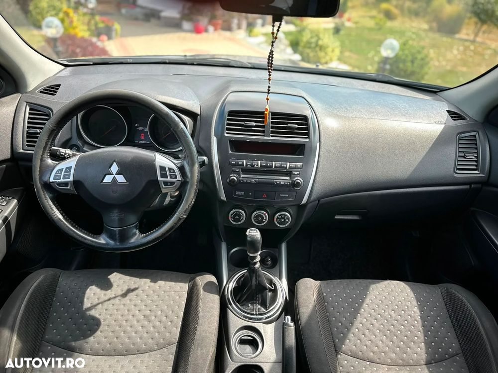 Mitsubishi ASX 1.8D Inform - 11