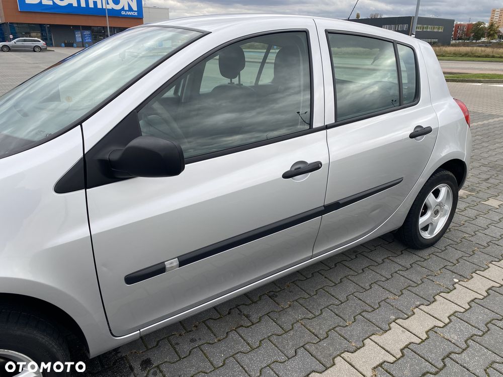 Renault Clio - 3