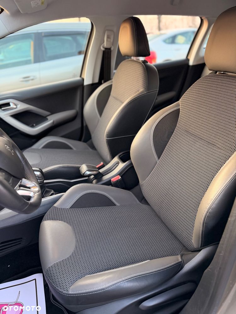 Peugeot 2008 PureTech 110 Stop&Start Allure - 22