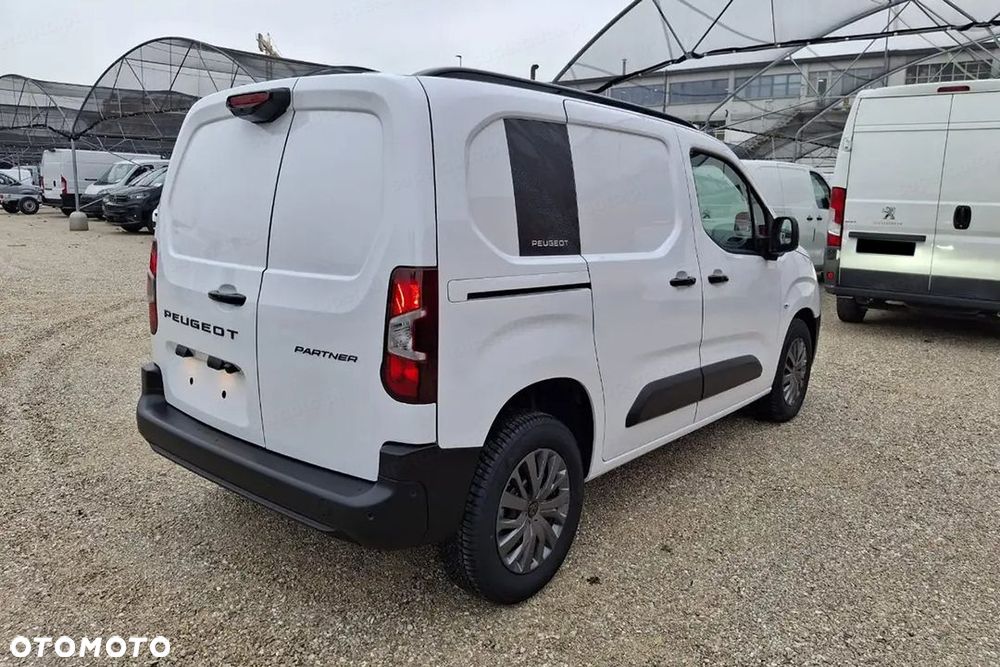 Peugeot Partner Van M Pro Skill 1.5 100 KM - 9