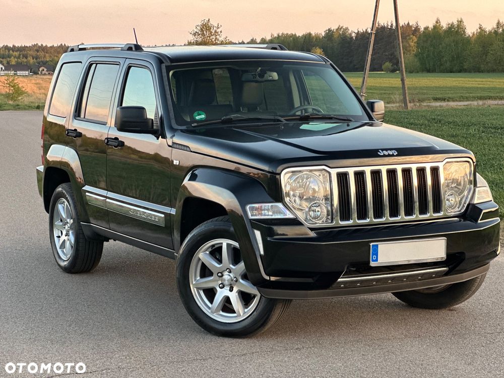 Jeep Cherokee - 25