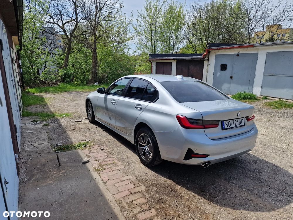 BMW Seria 3 316d MHEV Advantage - 4