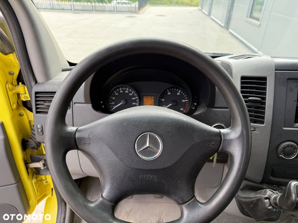 Mercedes-Benz Sprinter 516 - 31