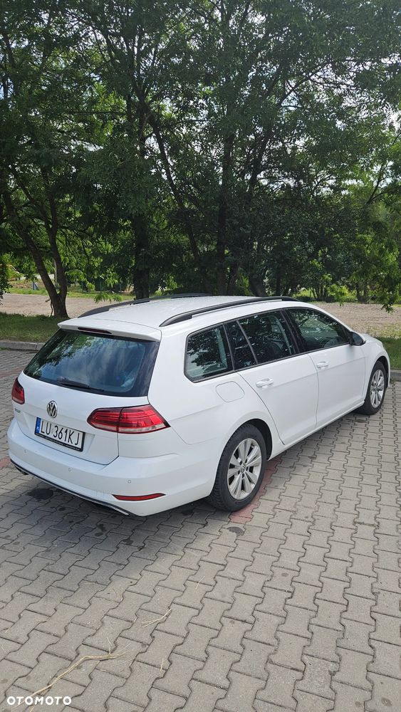 Volkswagen Golf 1.6 TDI BMT Comfortline - 10