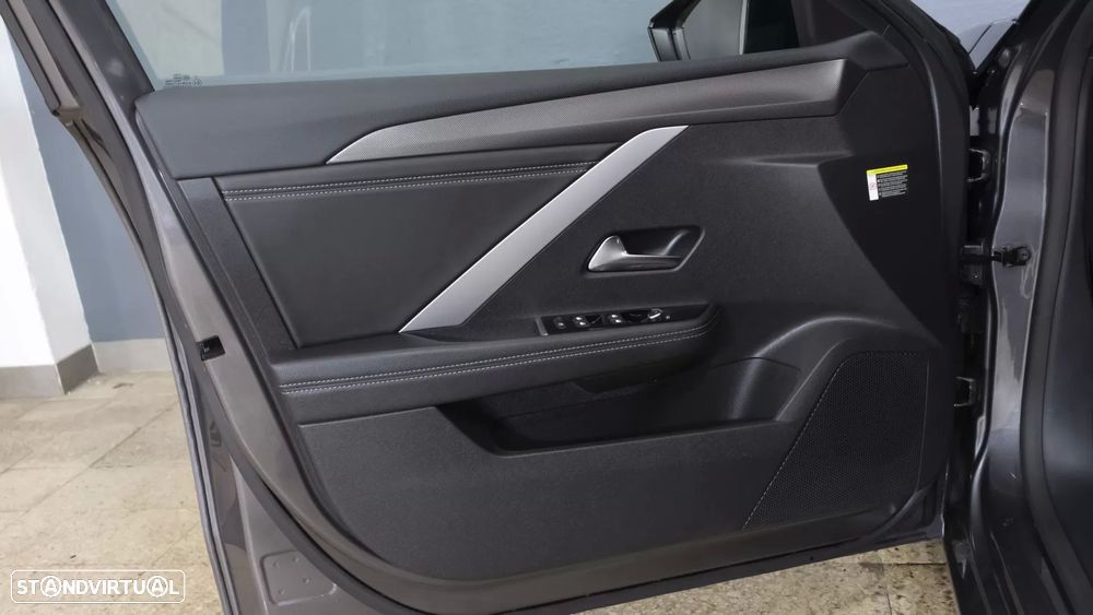 Opel Astra 1.5 D GS Line Aut. - 15