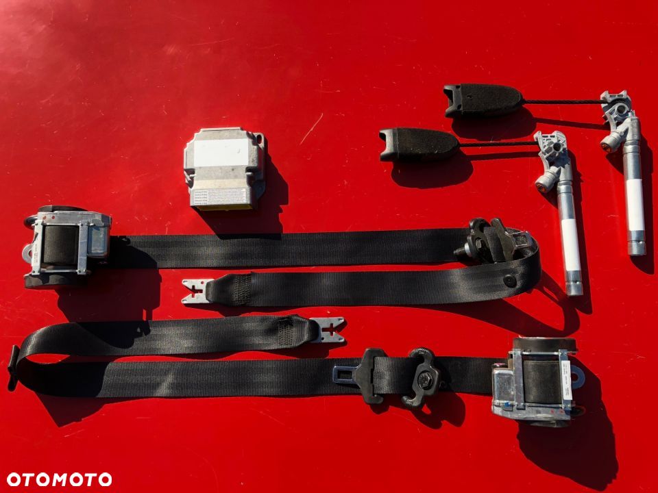 ALFA ROMEO MITO PAS PASY BEZPIECZEŃSTWA NAPINACZE - 1