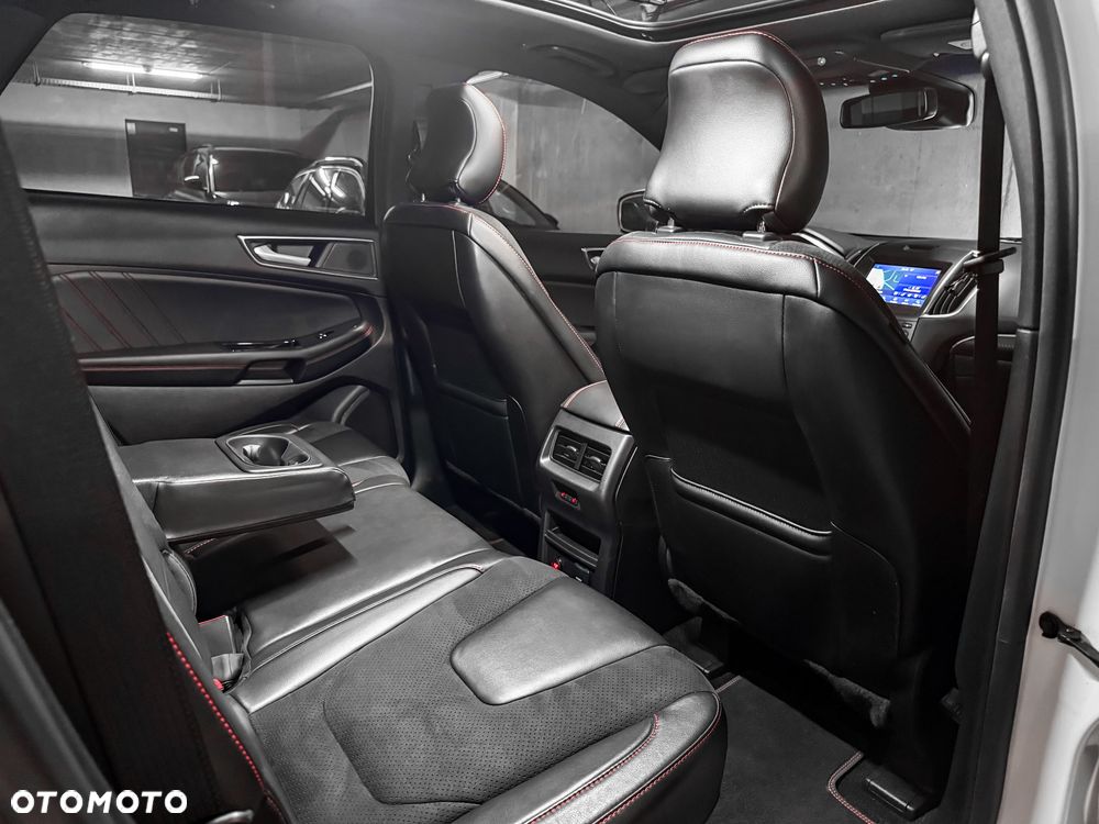 Ford Edge 2.0 EcoBlue Twin-Turbo 4WD ST-Line - 23