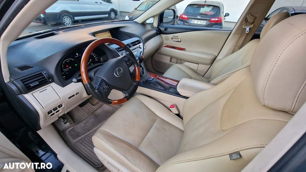 Lexus Seria RX 450h Aut. Luxury - 13