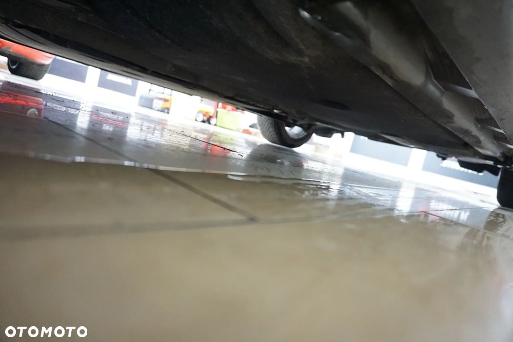 Volvo V40 D2 Kinetic - 13