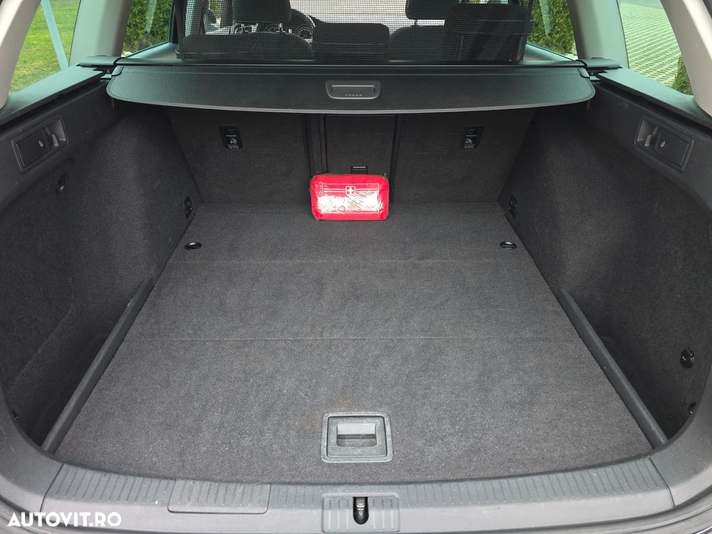 Volkswagen Golf 2.0 TDI BlueMotion Technology Cup - 15