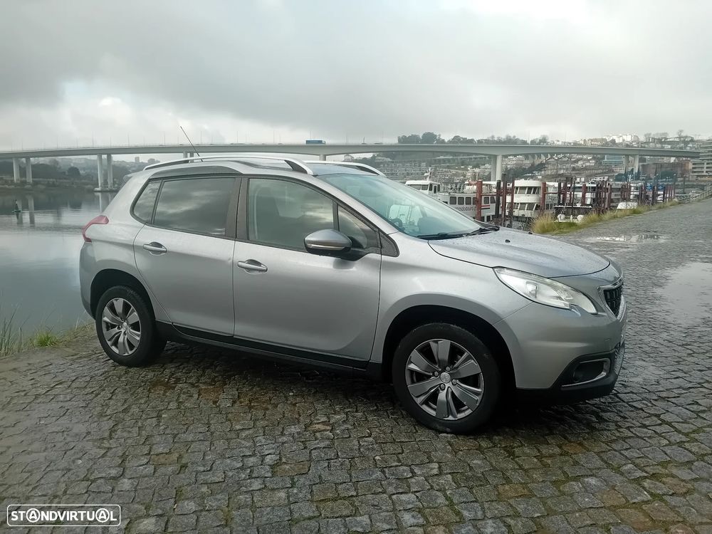 Peugeot 2008 1.6 BlueHDi Style - 6