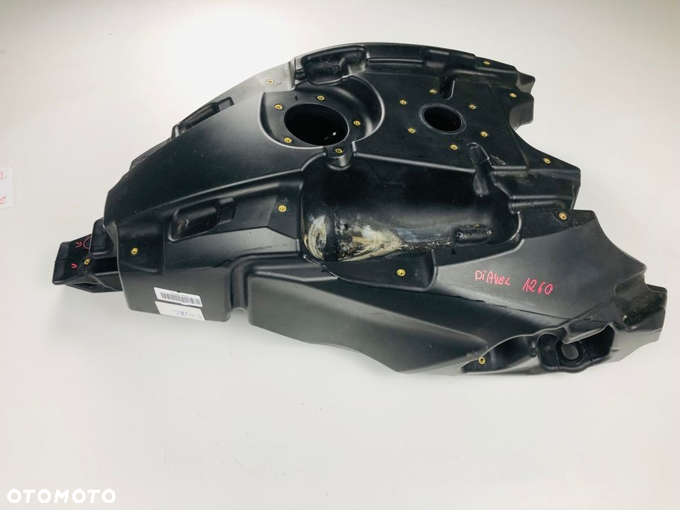 Ducati Diavel 1260 zbiornik paliwa bak - 2