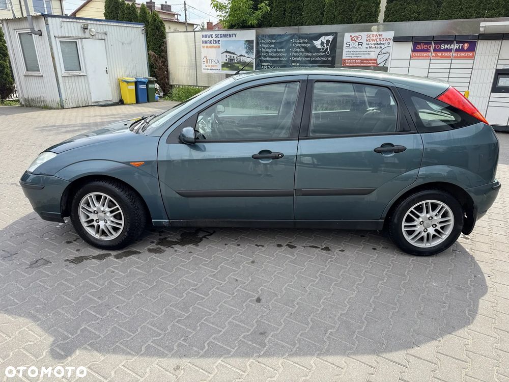 Ford Focus 1.6 Comfort - 6