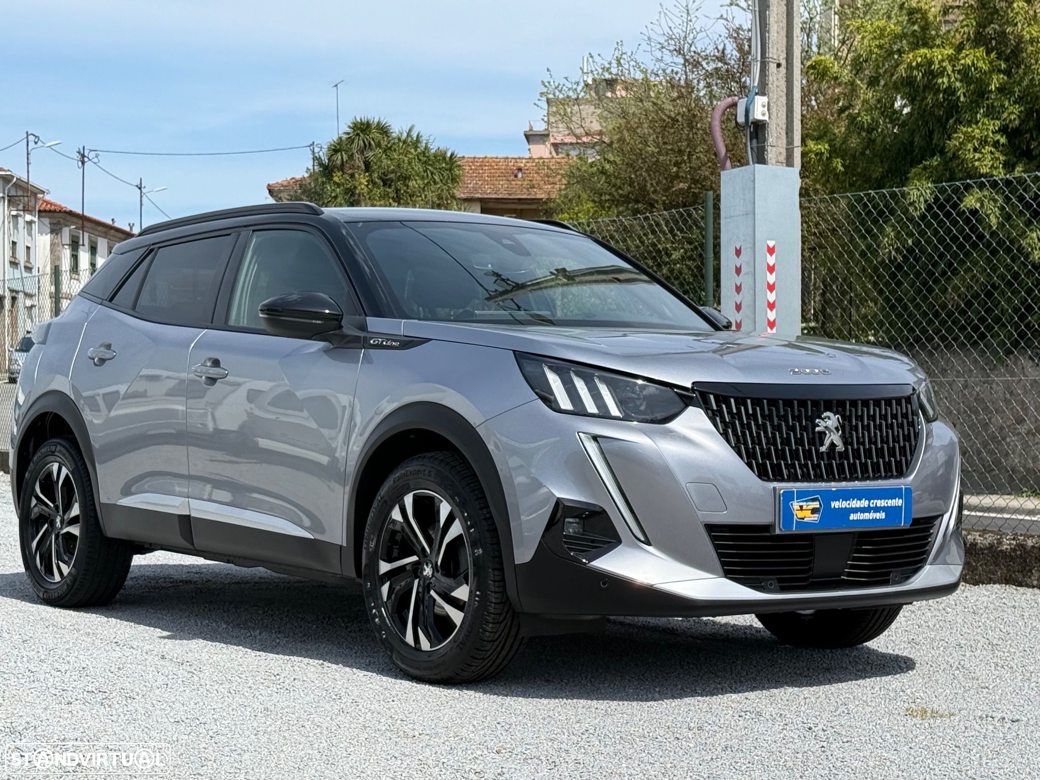 Peugeot 2008 1.2 PureTech GT Line - 1