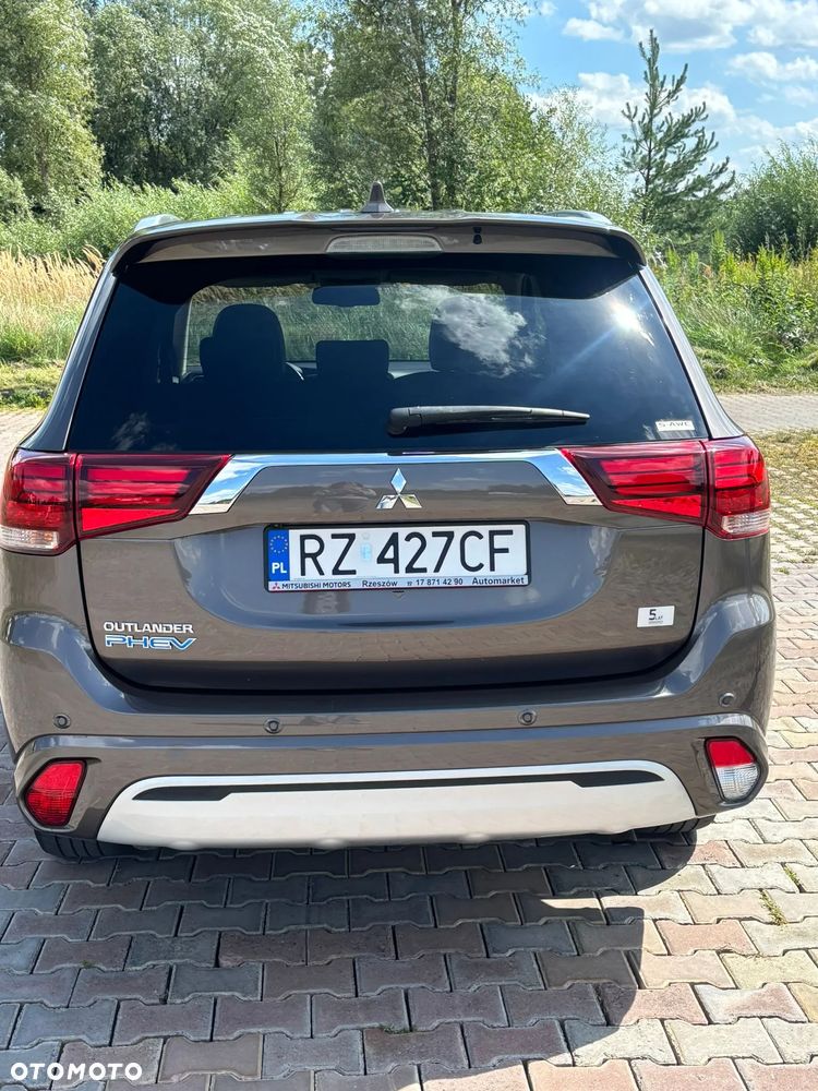 Mitsubishi Outlander PHEV Intense - 3