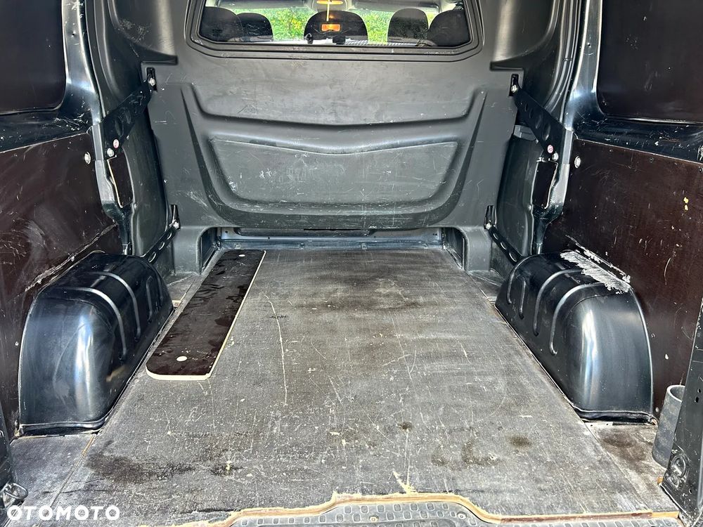 Opel Vivaro - 15
