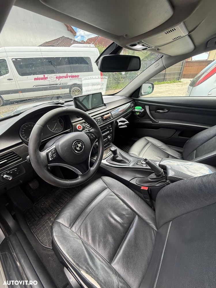 BMW Seria 3 320d - 4