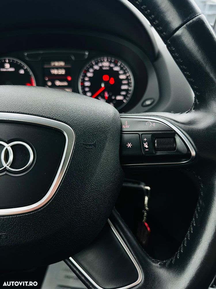 Audi Q3 2.0 TDI Design - 31