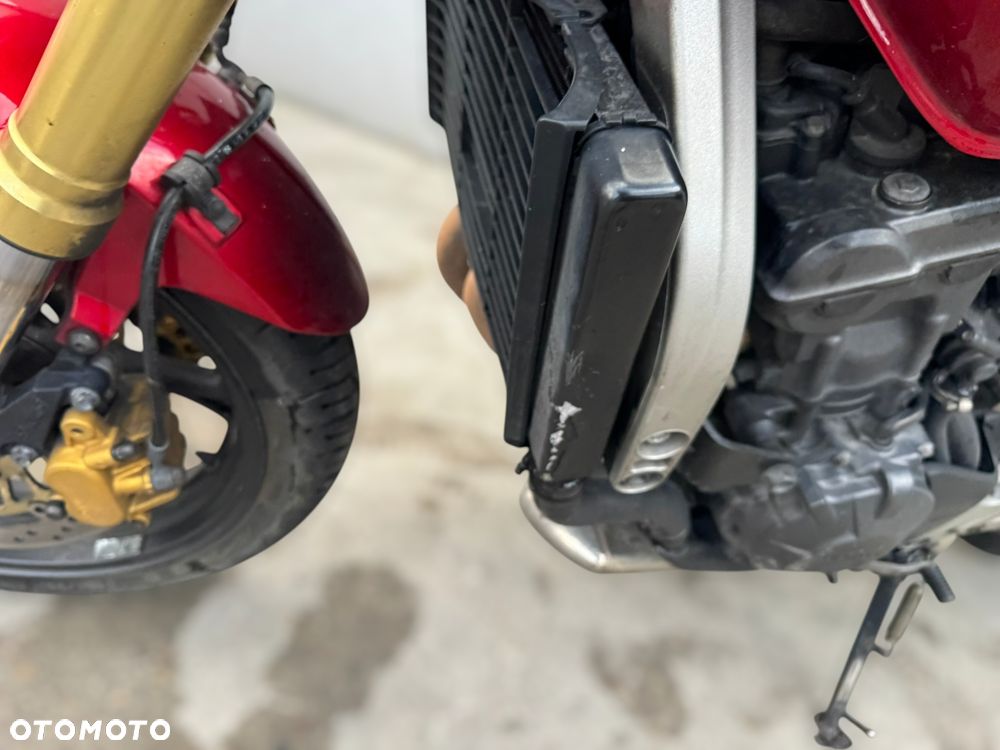 Honda Hornet - 9
