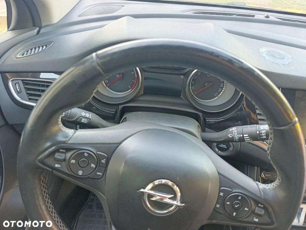 Opel Astra 1.4 Turbo Innovation - 18