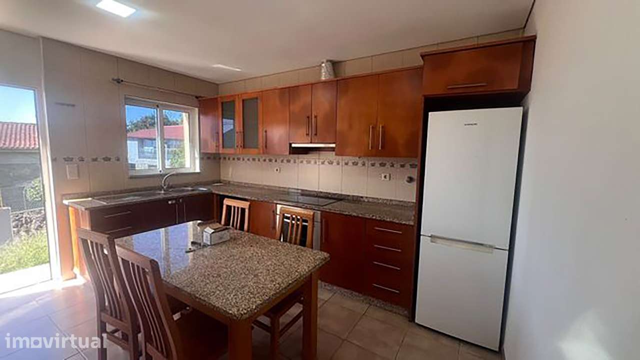 Moradia T1 - Amares - Grande imagem: 3/10
