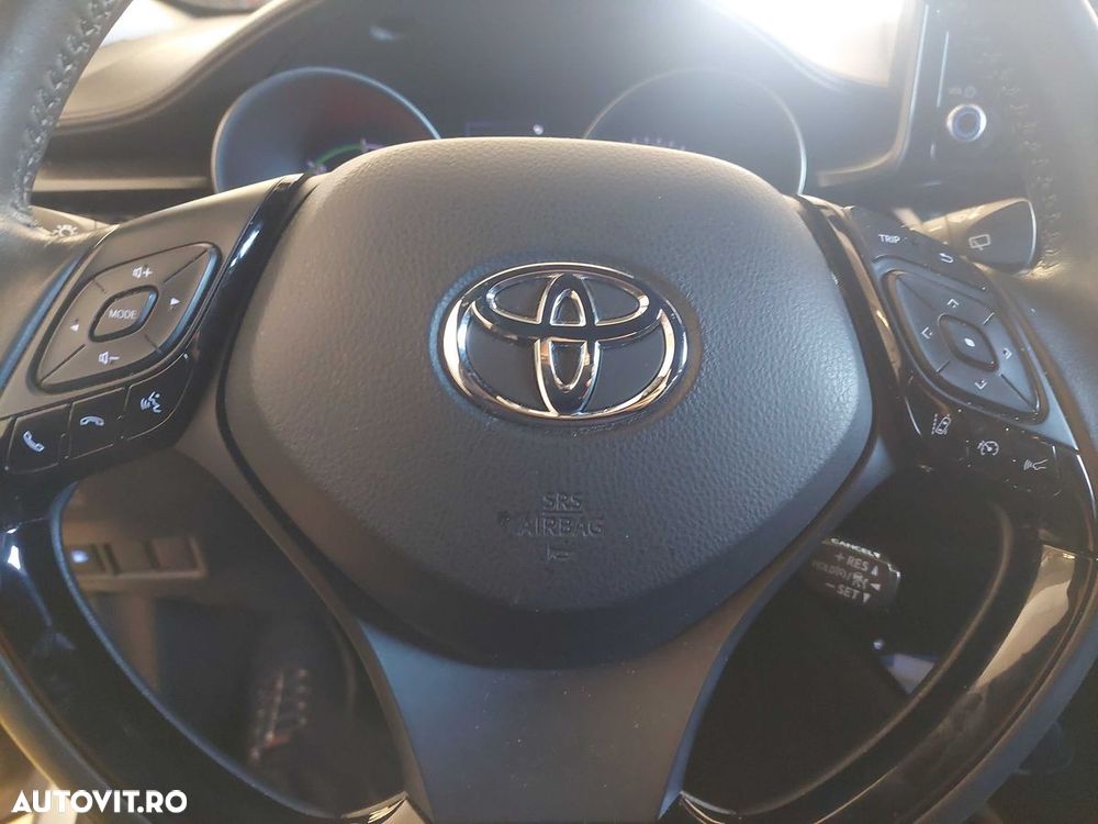 Toyota C-HR Hybrid Club - 6