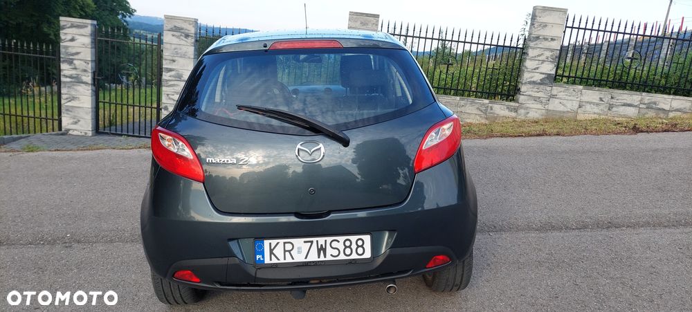 Mazda 2 2007 photo 5