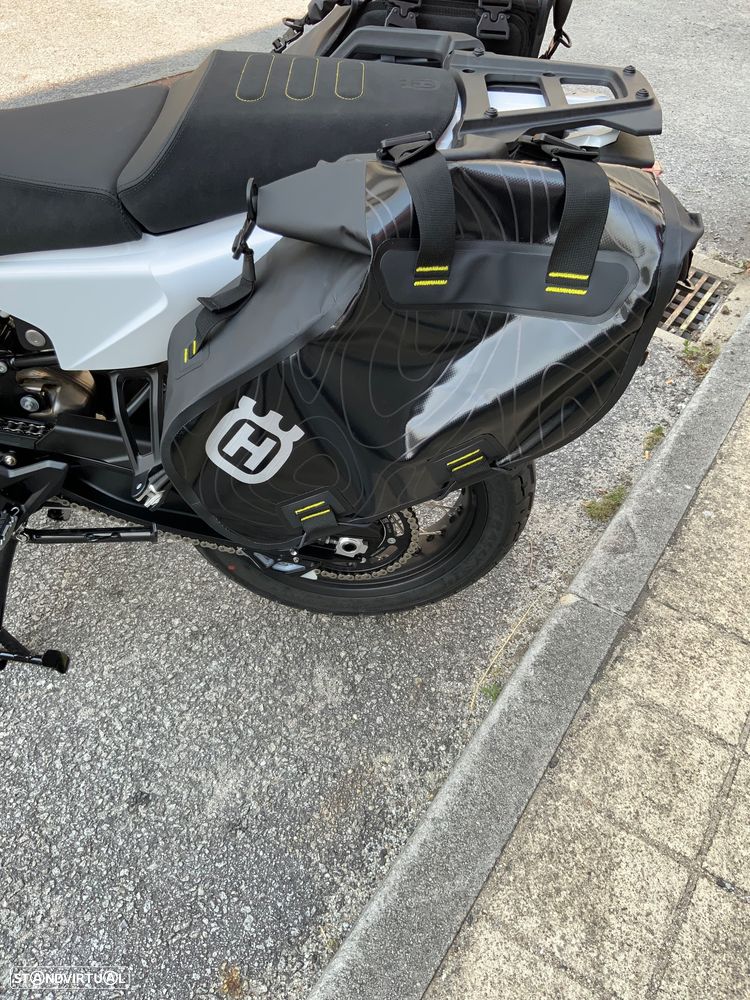 Husqvarna Norden 901 EXPEDITION - 10