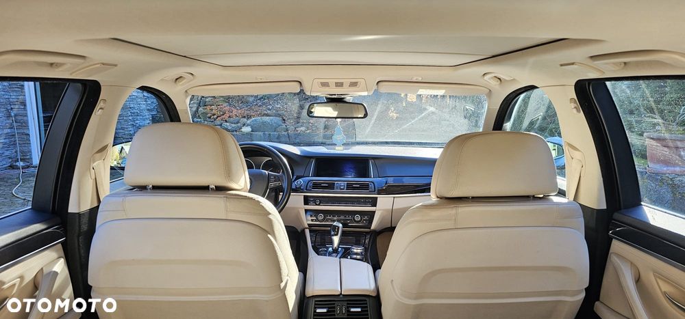 BMW Seria 5 525d xDrive Luxury Line - 8