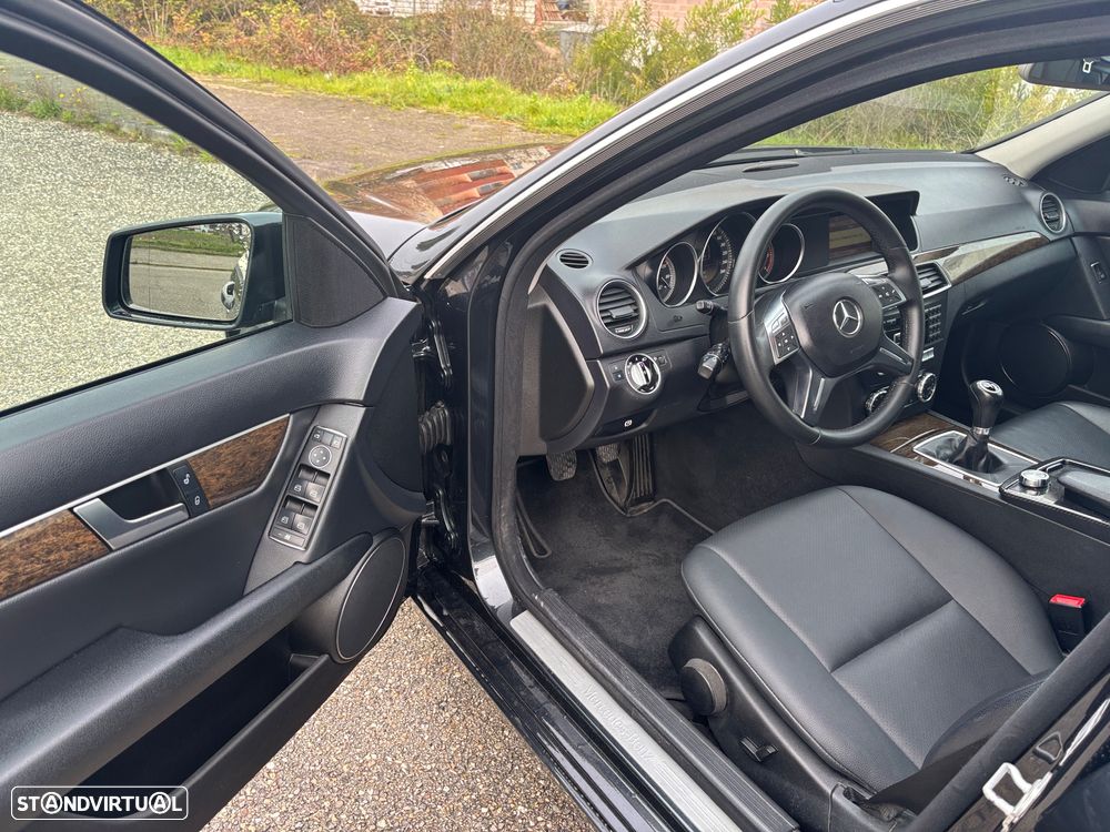 Mercedes-Benz C 220 CDi Avantgarde - 5